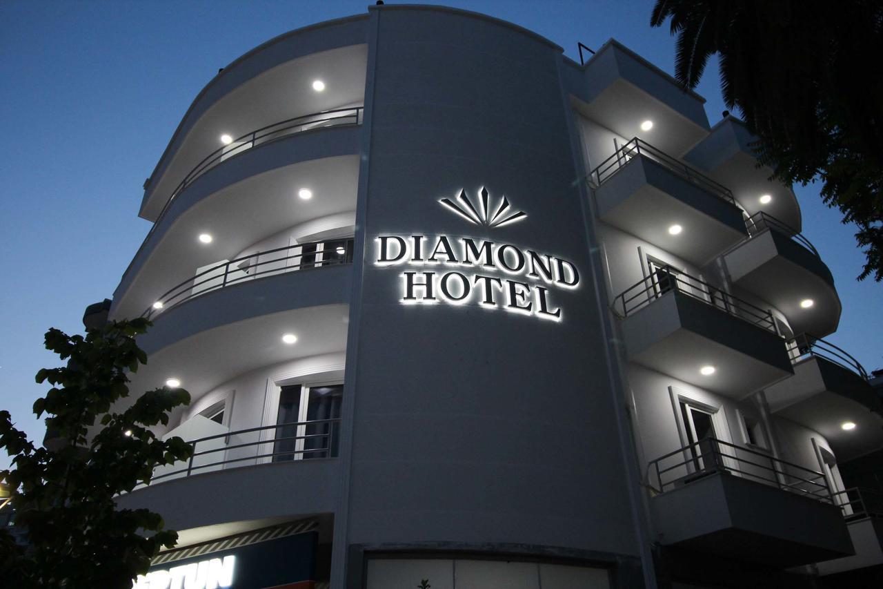 Diamond Hotel Sarandë エクステリア 写真