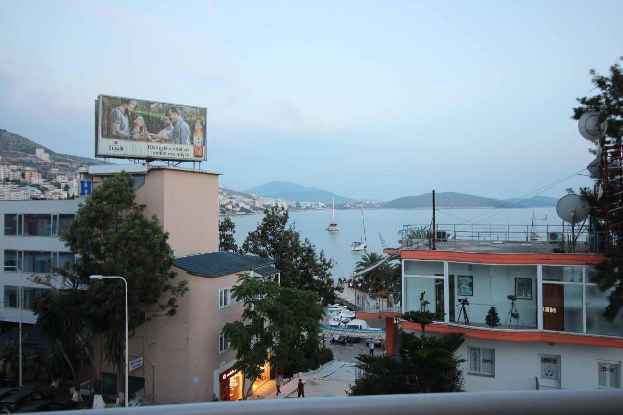 Diamond Hotel Sarandë エクステリア 写真